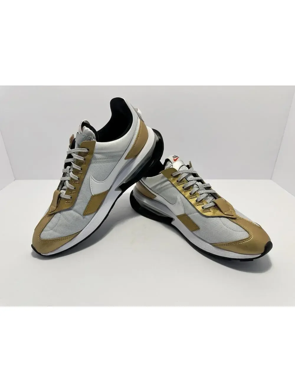 Nike Air Max Pre-Day Pure Platinum Size 10.5 Gold Silver Metallic Womens Shoes